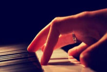 C7娱乐官网:吉马良斯:将来当我离开时,希望球迷像对希勒那样唱我的名字.